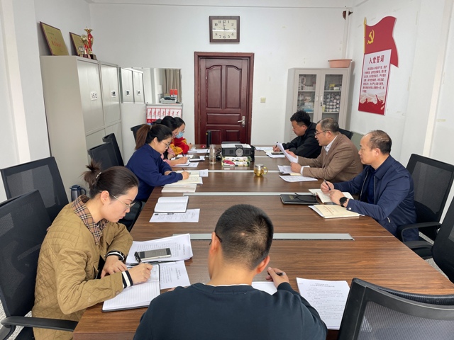 学习现场-上新闻.jpg 学习现场-上新闻.jpg