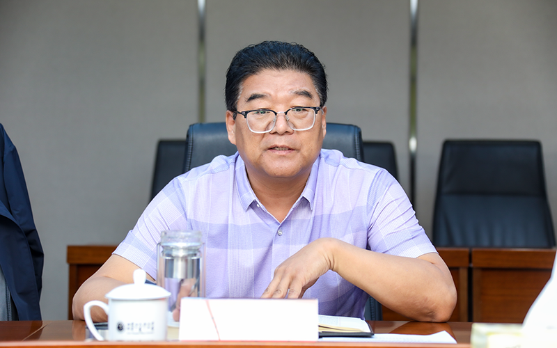 党委巡察办公室主任鲁显玉作工作说明.png 党委巡察办公室主任鲁显玉作工作说明.png