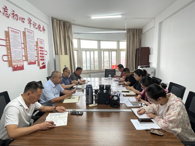 学习现场-上新闻.jpg 学习现场-上新闻.jpg